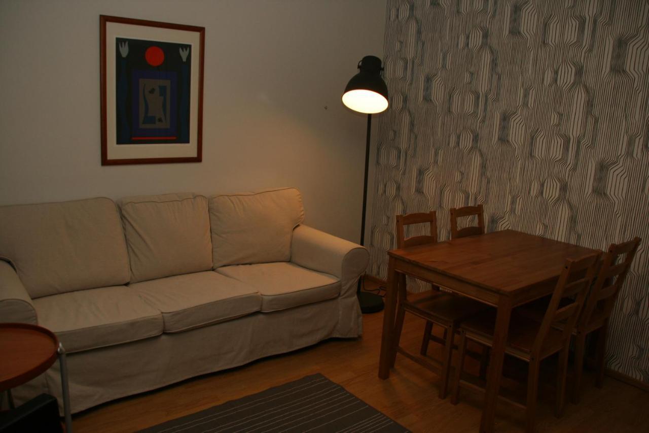 City Apartments Turku - 1 Bedroom Apartment With Private Sauna Phòng bức ảnh